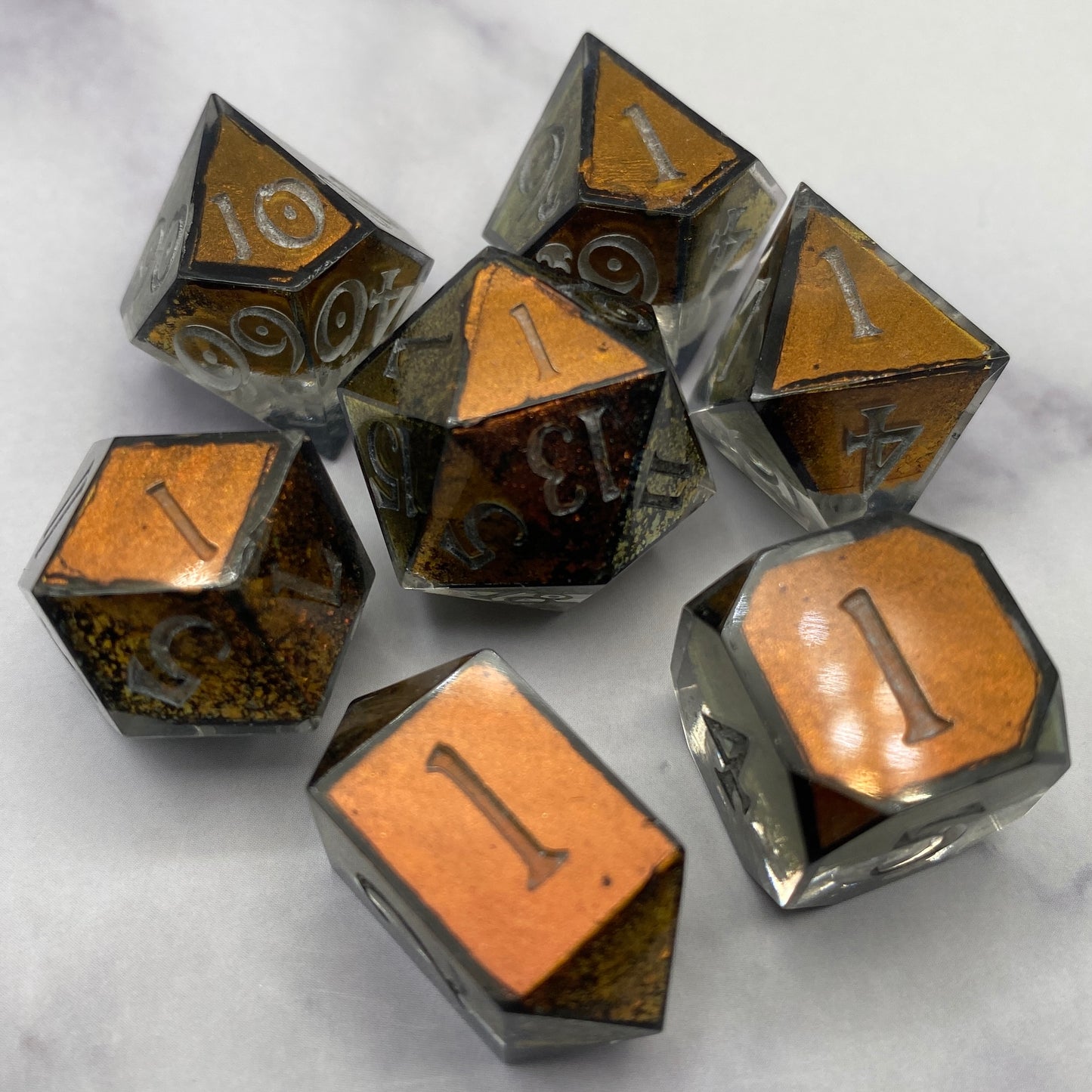 Gold-Green-Red Colorshift- 8pc Dice Set
