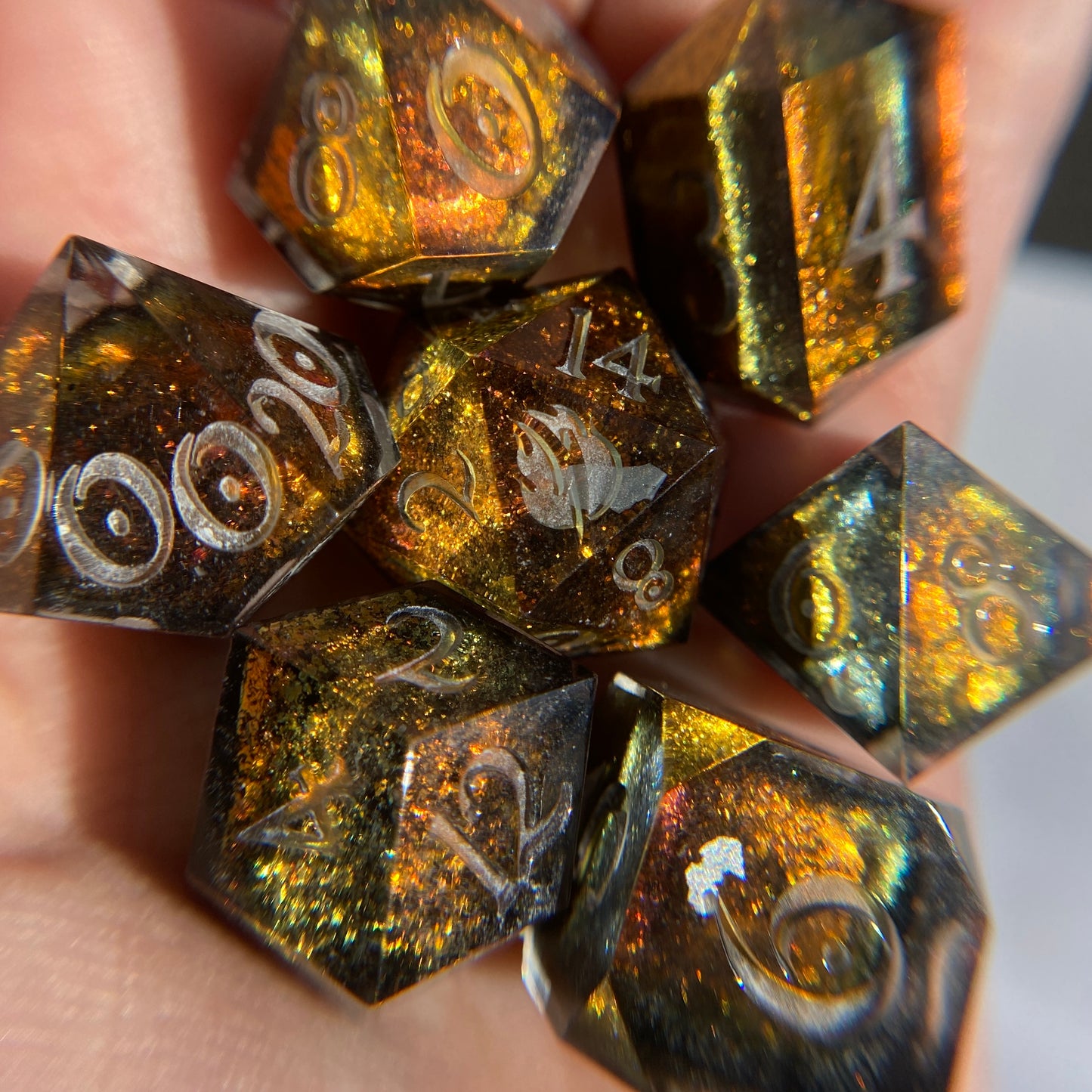 Gold-Green-Red Colorshift- 8pc Dice Set